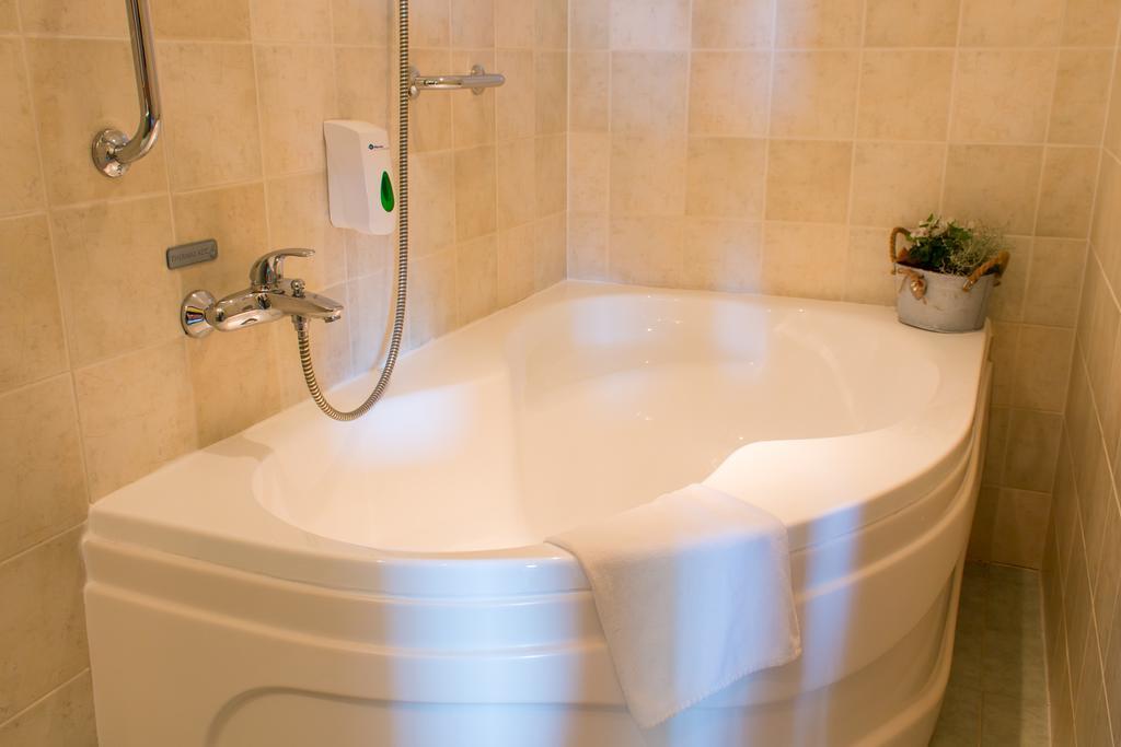 Karos Gold 813 Wellness Apartman Zalakaros Exterior foto